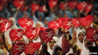 HAPPY VALENTINES DAY MALAYSIA 14 FEBRUARY 2011
