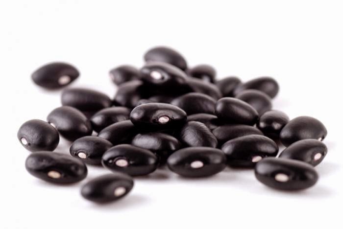 EL CAVIAR CUBANO THE CUBAN CAVIAR THE HUMBLE BLACK BEANS