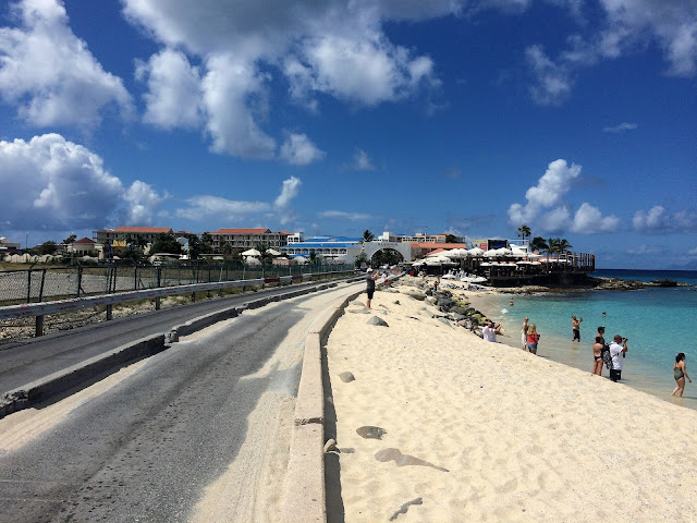 MINDFULNESS VS MINDLESSNESS IN MASS TOURISM