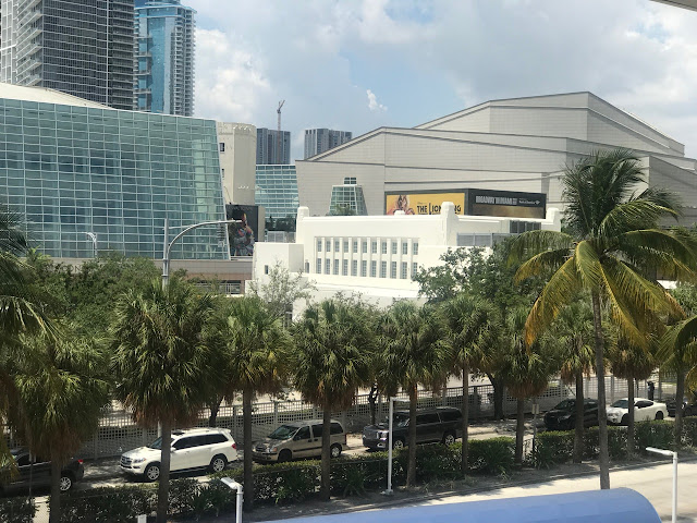 A BRIGHT SUNNY DAY IN MIAMI