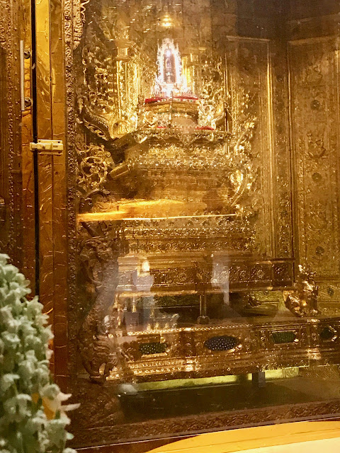 NOW TO BOTATAUNG PAGODA TO PRAY FOR LBGS AUSTRALIA FRANCE CUBA
