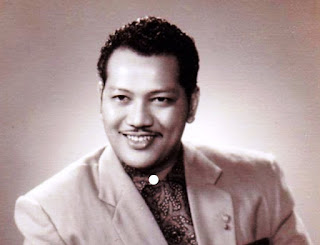 AMALIA RODRIGUES, LISBOA; CARLOS GARDEL, BUENOS AIRES; P. RAMLEE, KUALA LUMPUR; UMM AL KHALTHOUM EL KAHIRA