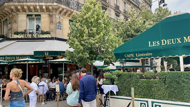 THE ARTISTS AND PHILOSOPHERS OF BOULEVARD SAN GERMAINE : JEAN PAUL SARTRE, SIMONE DE BEAUVOIR… AND IN 2021 YASEEN KHAN OF INDIA AND PARIS